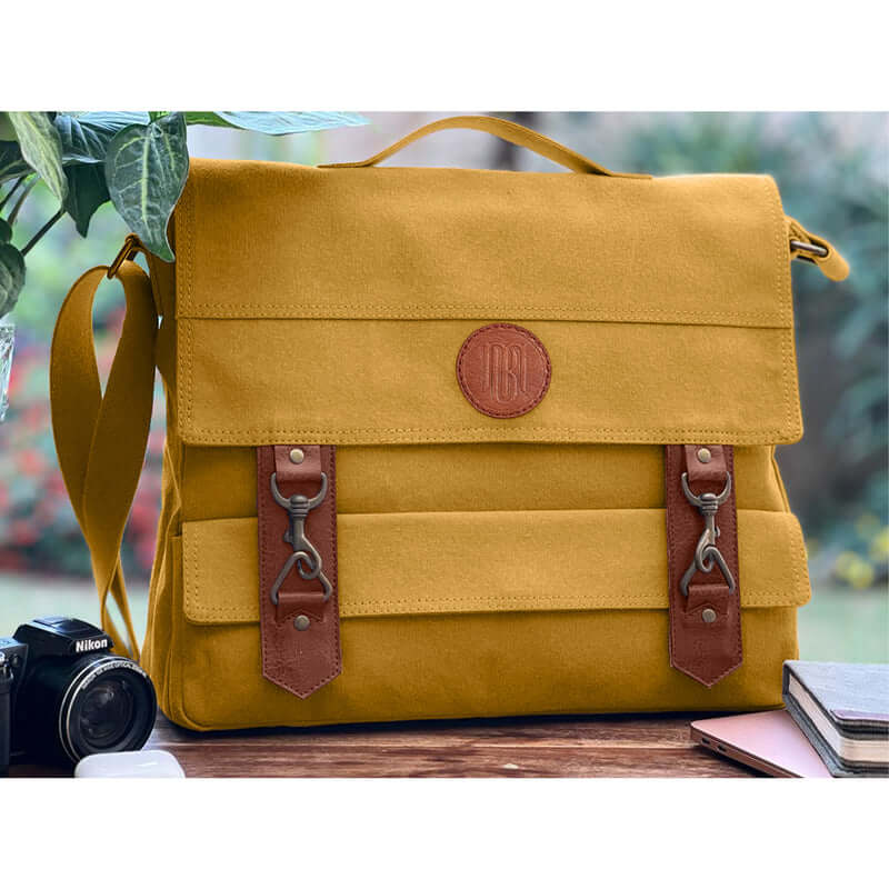 Mona B - Unisex Canvas Messenger Crossbody Laptop/Tablet/MacBook Bag: City Slicker