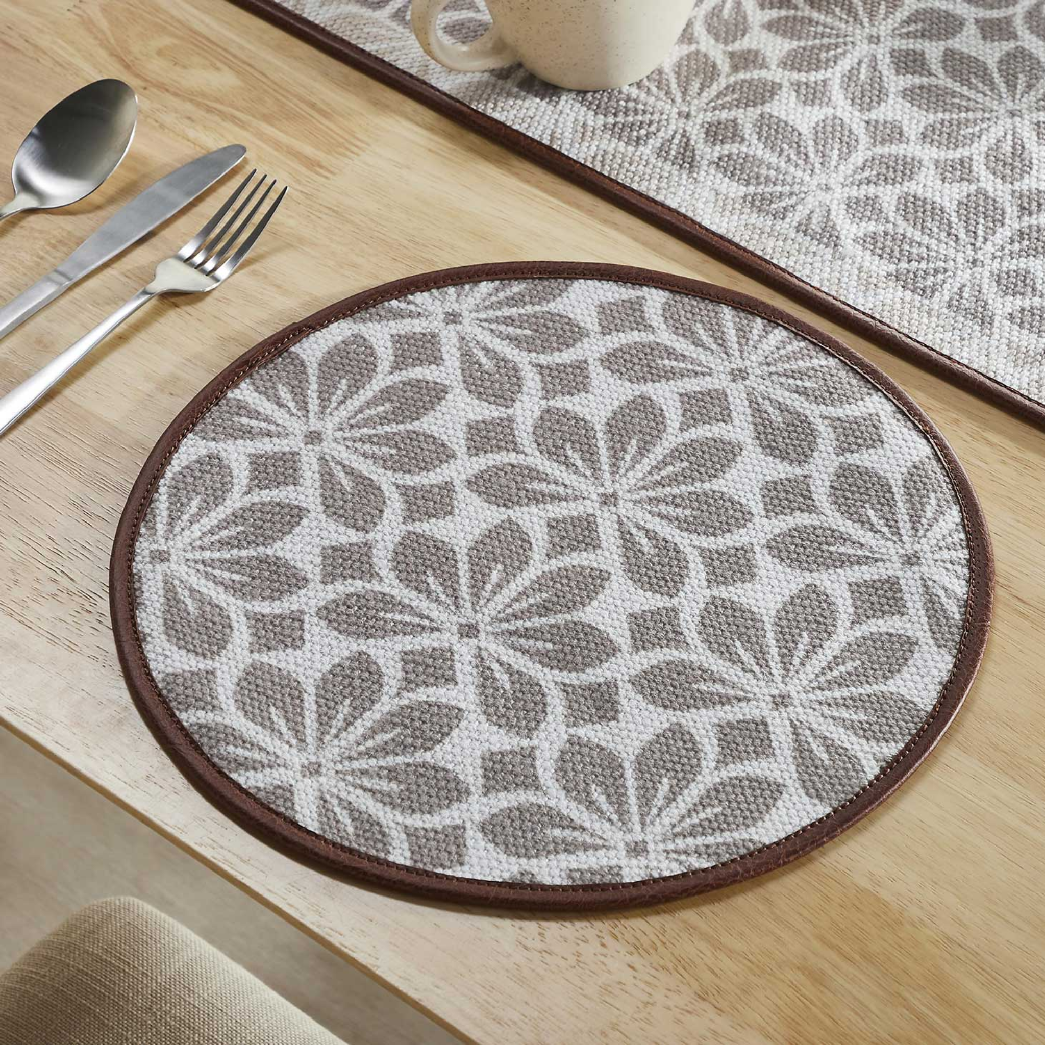 Mona B - Set of 2 Printed Placemats, 13 INCH Round, Best for Bed-Side Table/Center Table, Dining Table/Shelves - PP-114