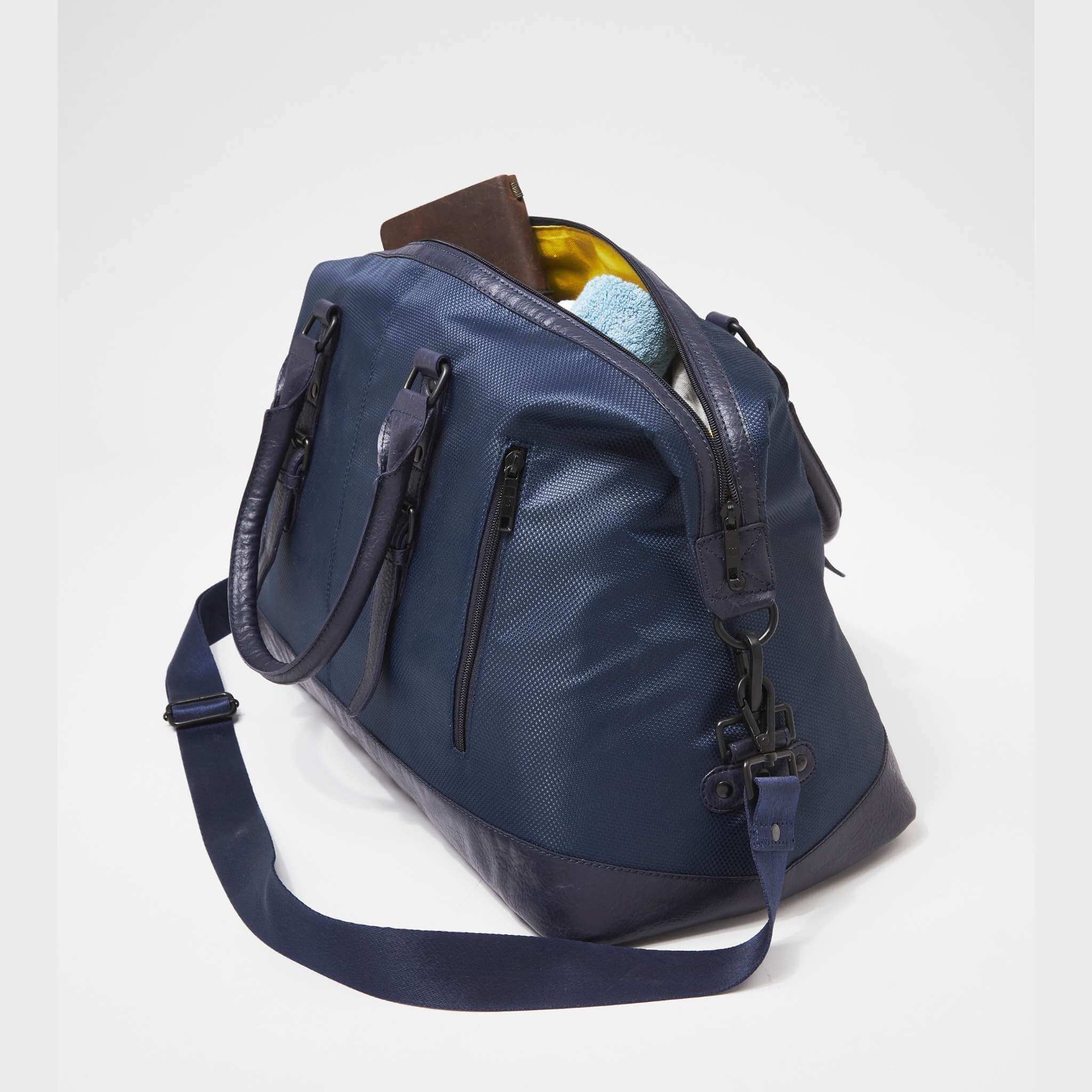 Mona B - Rearden Duffle - RP-405 NAV